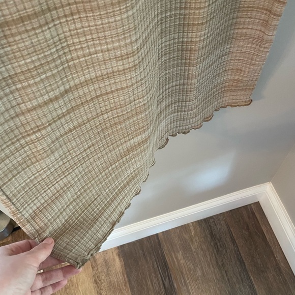 REFORMATION Perry ribbed lettuce hemmed midi dress - Picture 7 of 10